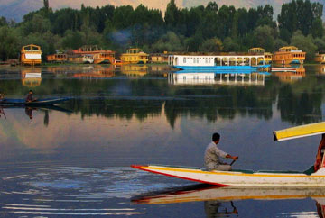 Shikara Ride