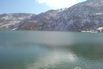 Tsomngo Lake